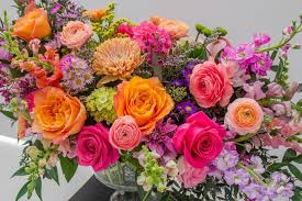 🌸 Season’s Elegance