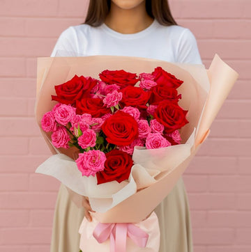 💐 Sweet Passion Bouquet 🌹✨